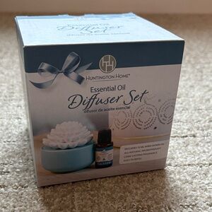 Huntington Home Blue Ceramic Diffuser Set